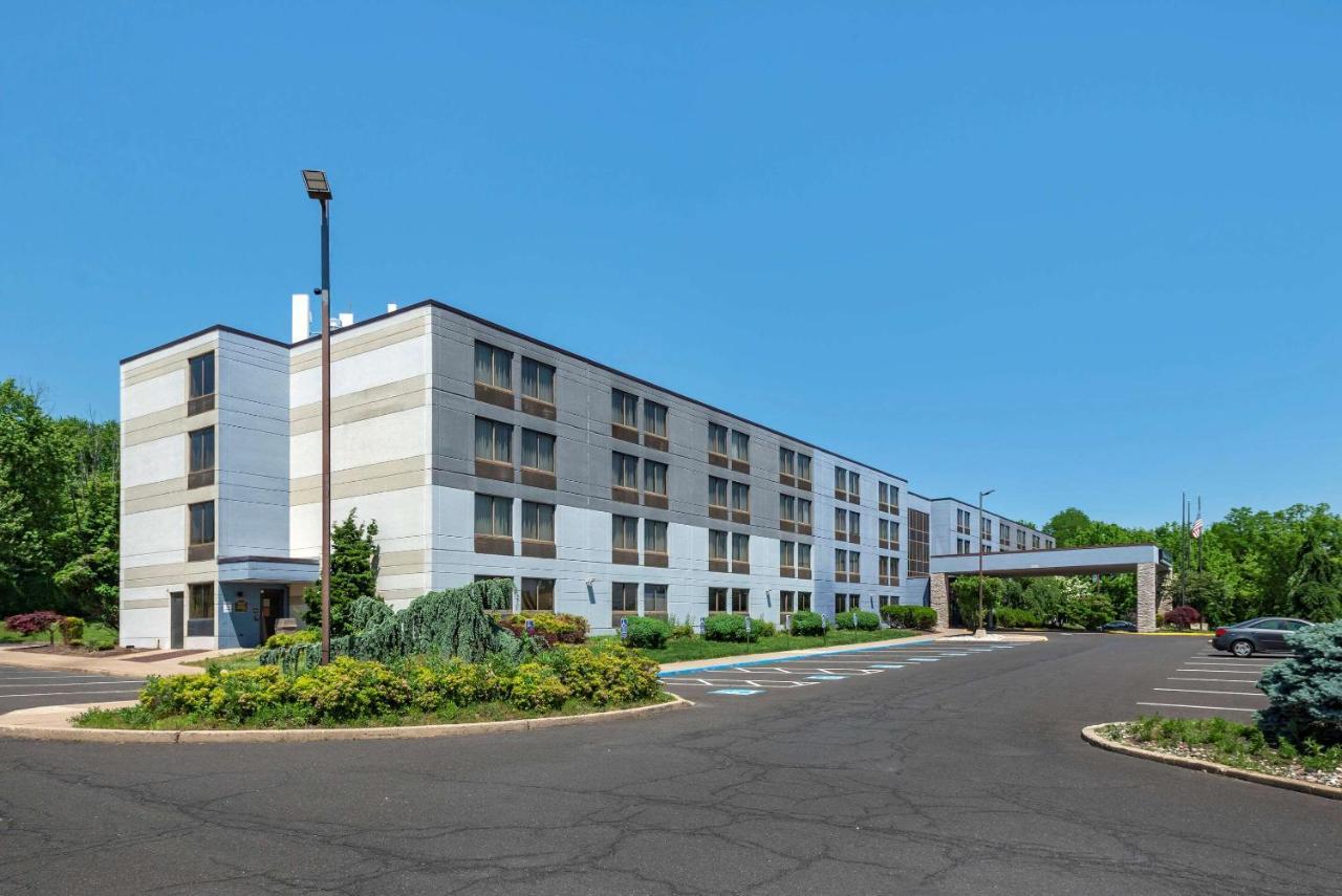 Mainstay Suites Horsham - Philadelphia Eksteriør billede